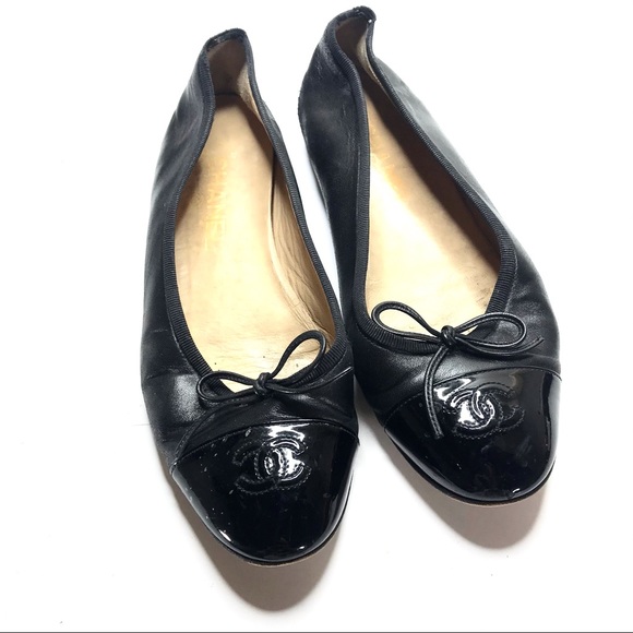 CHANEL Shoes - Chanel black patient leather logo shoes size 39